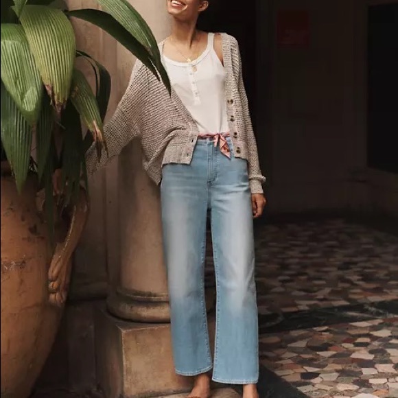 Madewell Denim - MADEWELL AN325
Slim Wide-Leg high rise Jeans Eastwick Wash Crop Ankle size 30